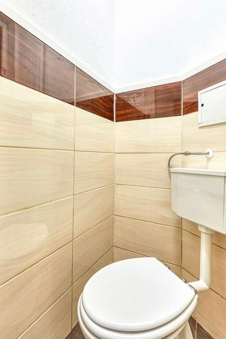 Apartament Lovely Airbnb Near Schoenbrunn Wiedeń Zewnętrze zdjęcie